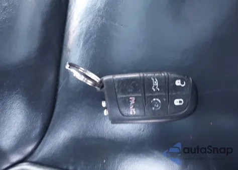 2016 Chrysler 300 Limited from USA, damaged, VIN 2C3CCAAG3GH224153